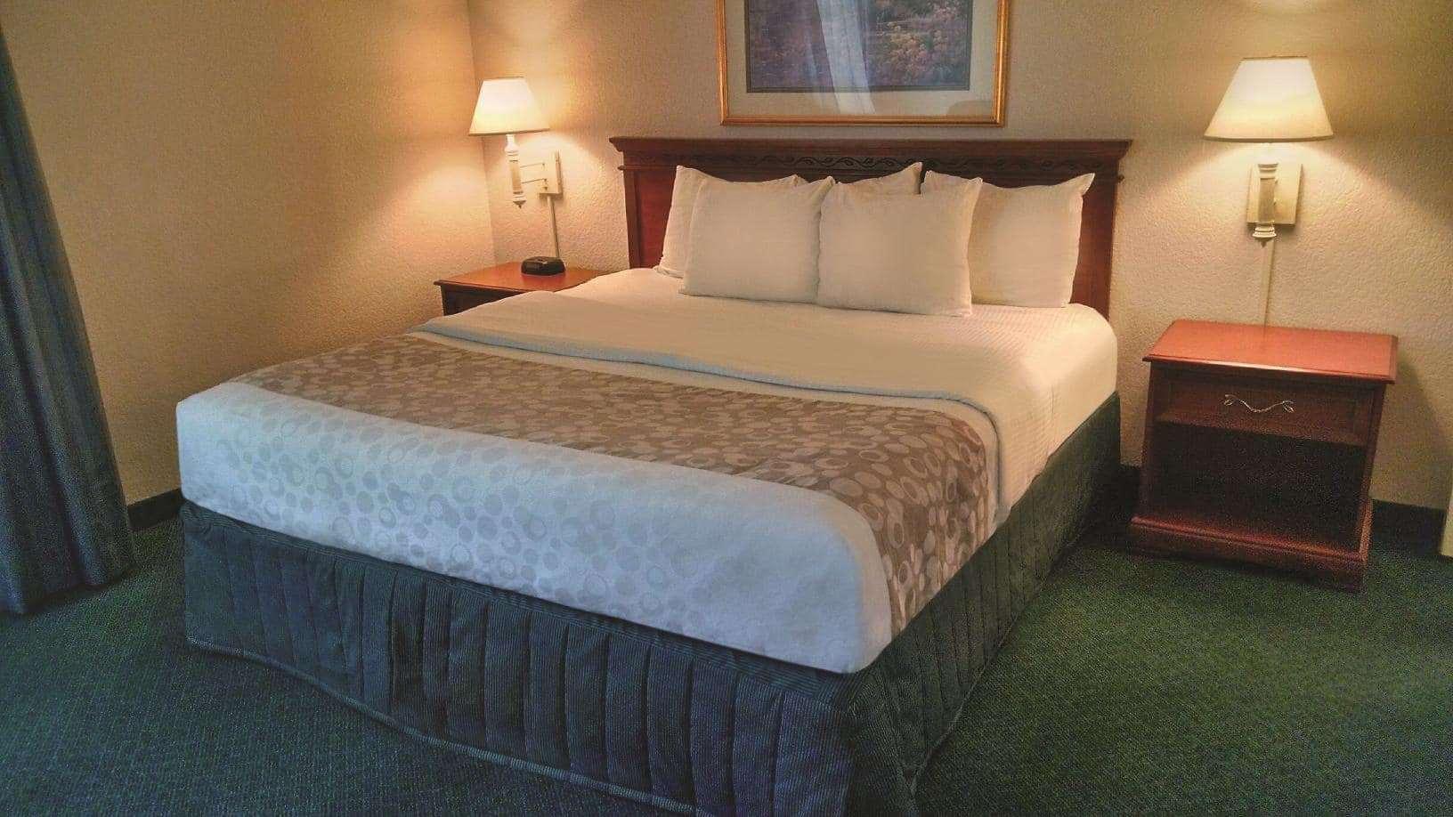 La Quinta Inn By Wyndham Detroit Canton Eksteriør billede