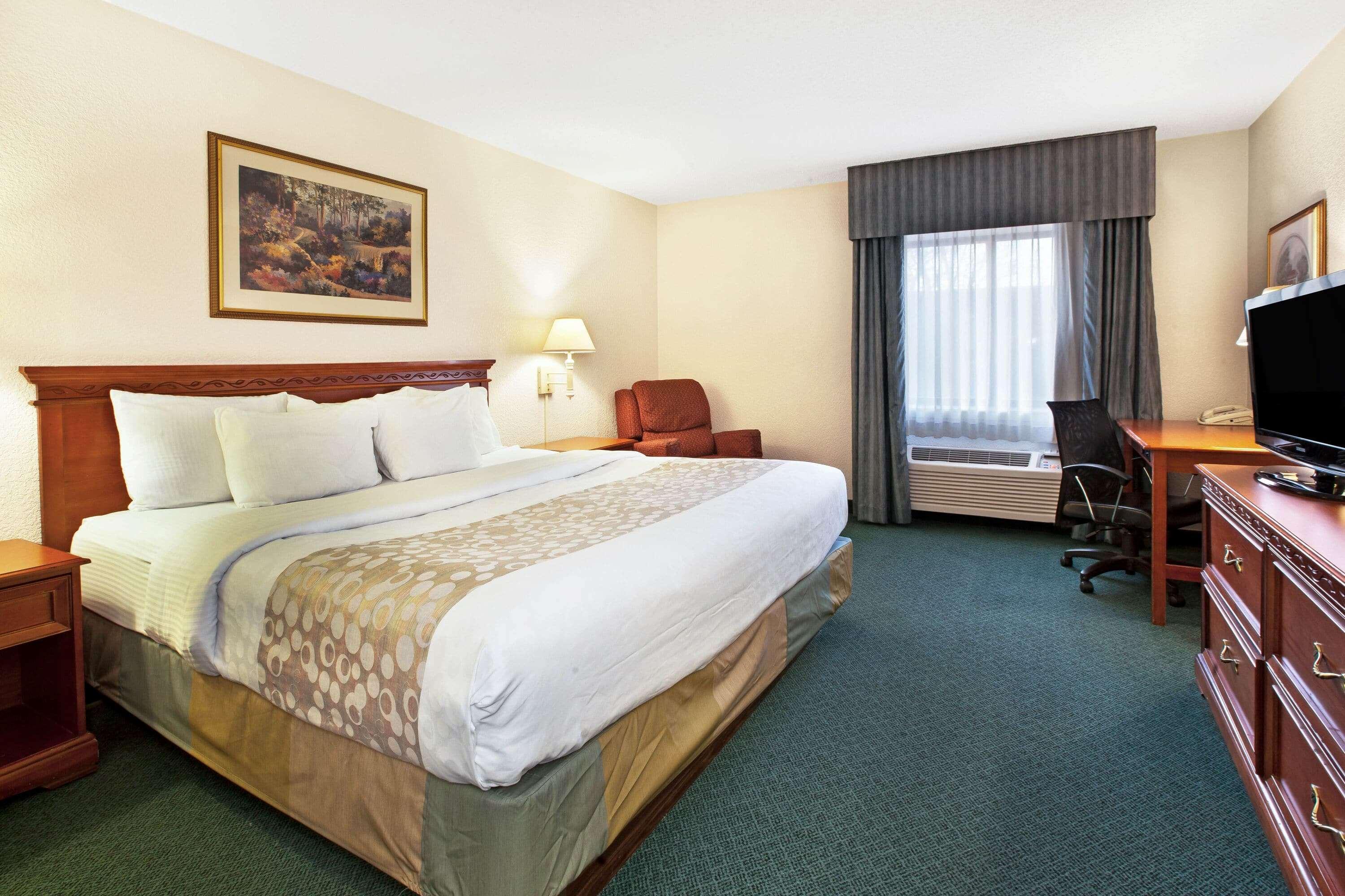 La Quinta Inn By Wyndham Detroit Canton Eksteriør billede
