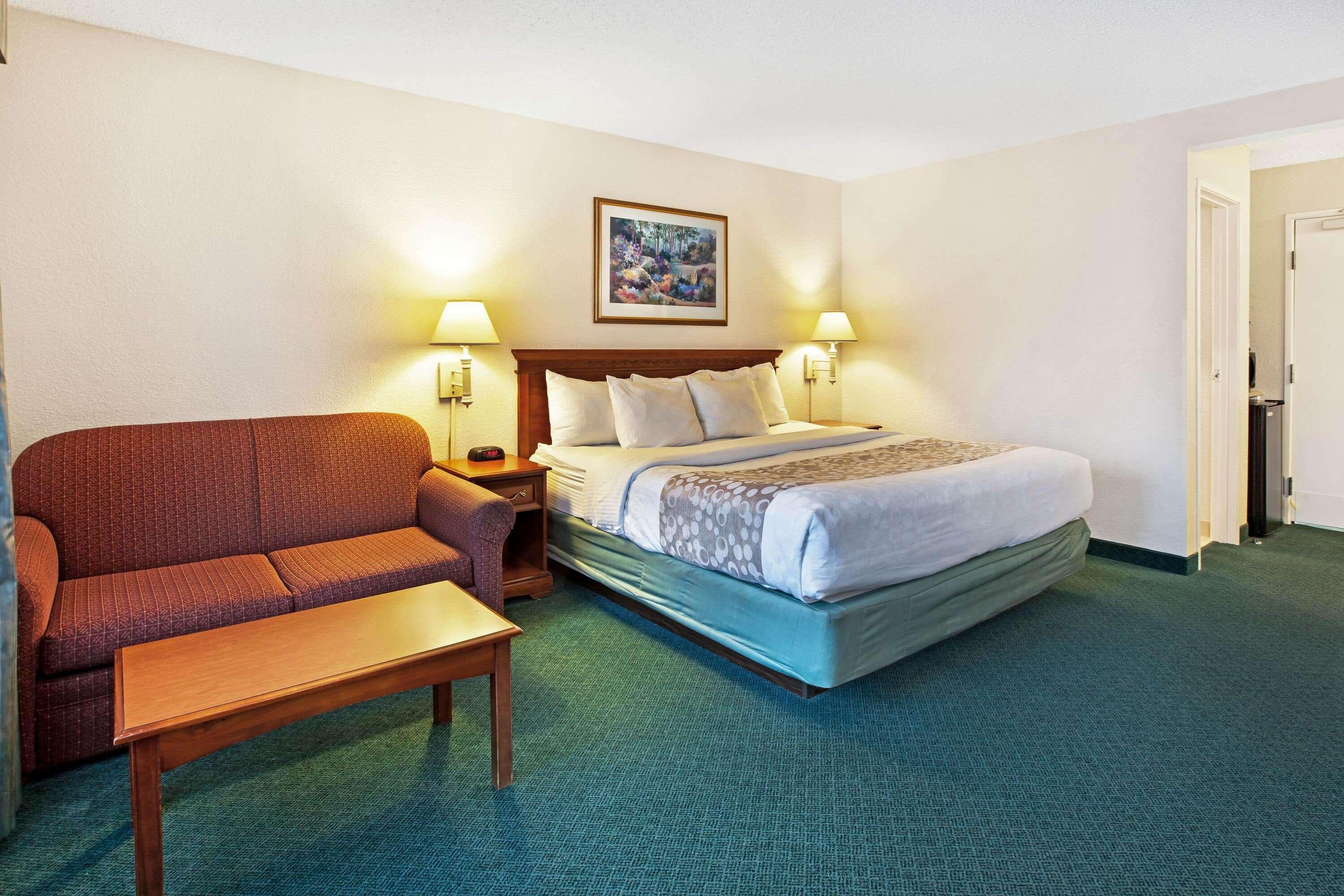 La Quinta Inn By Wyndham Detroit Canton Eksteriør billede