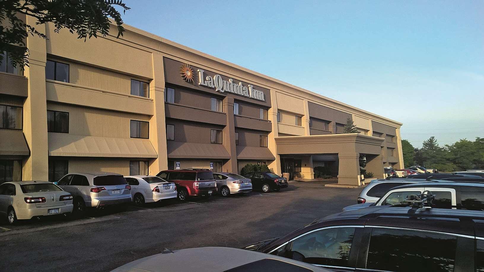 La Quinta Inn By Wyndham Detroit Canton Eksteriør billede