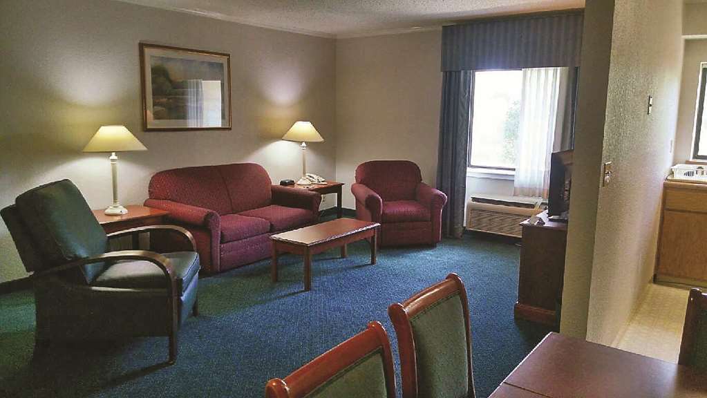 La Quinta Inn By Wyndham Detroit Canton Værelse billede